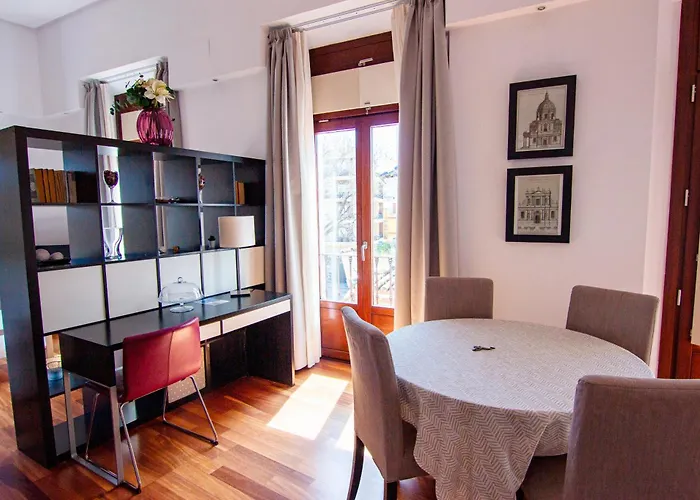 Rentalsevilla Manuel Santiago